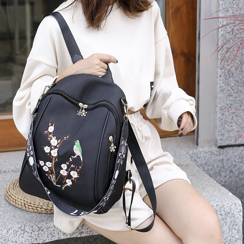 Women's Embroidery Large Capacity Travel Bag